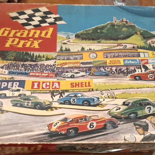 Race track toy with 3 wind-up cars used, 1960, metal