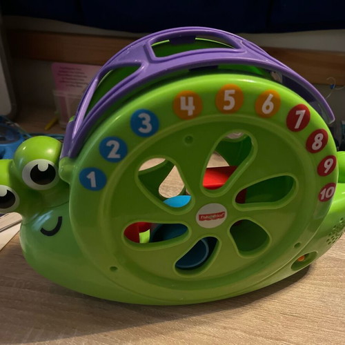 Musical Snail Fisher-Price used with songs and shapes
