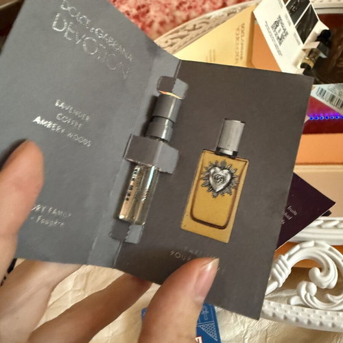 Collection of Perfume Samples and Mini Fragrances