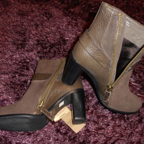 Diesel brown heeled shoes new, size 38