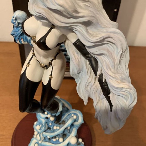 Lady Death statue new, limited edition 1995