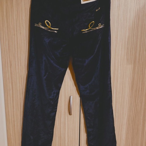 Seven L.A velvet jeans 31 used with crystals on pockets