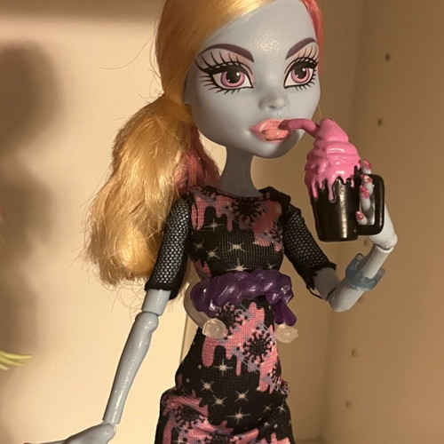 Monster High Doll Coffin Bean Abbey Bominable used