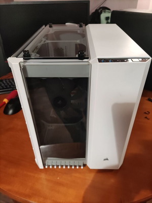 Corsair PC Case Crystal Series 280X Tempered Glass Micro ATX case like new, white