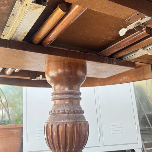 Rotonda dining table used, extendable, needs repair