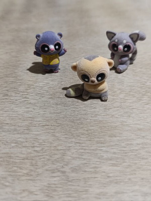 YooHoo & Friends figures set of 3 with velvet texture used