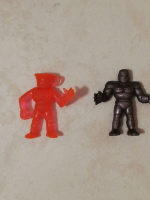 Alien figures used, set of 2, orange and purple