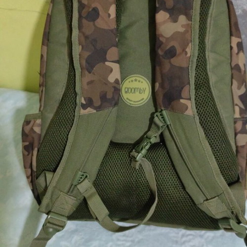 Goomby school set backpack, pencil case and banana bag like new