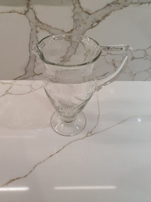 Crystal pitcher like new