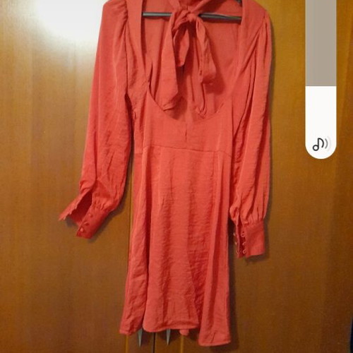 Short dress red new with long sleeves, size XXS