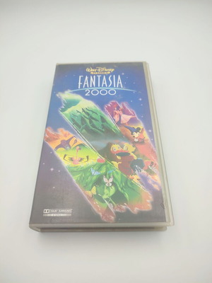 Fantasia 2000 VHS tape like new, dubbed
