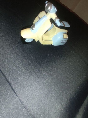 Vespa decorative motorcycle like new