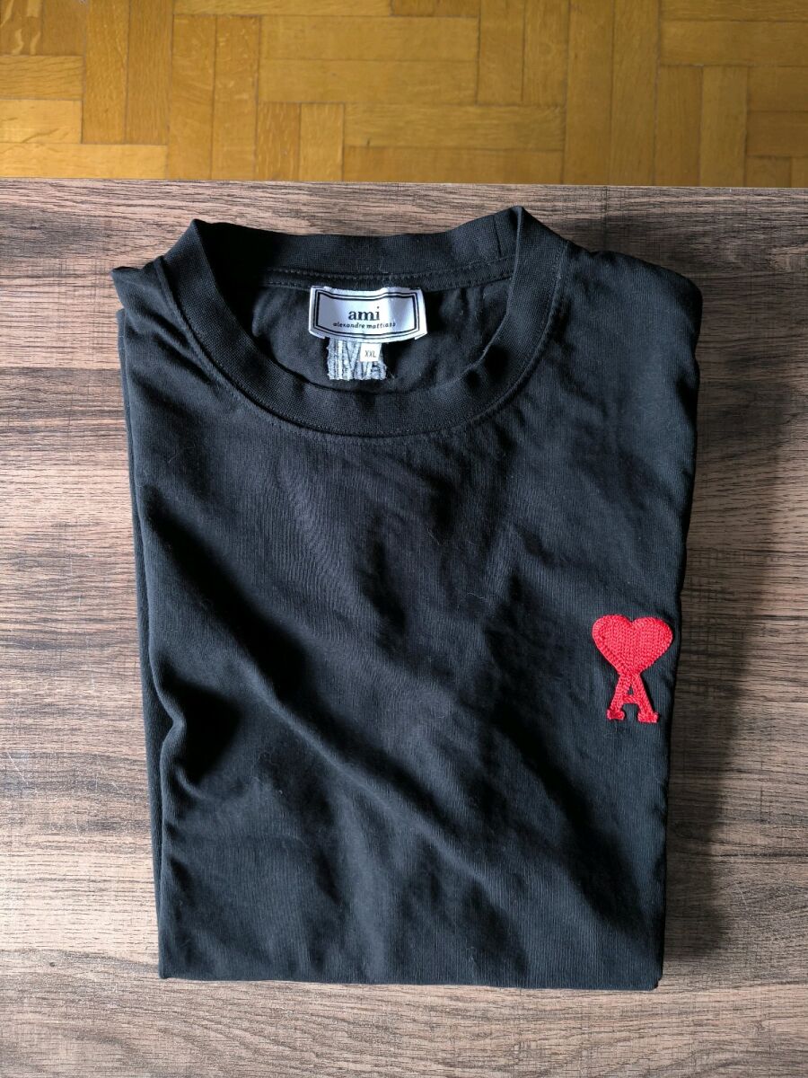 Ami T-shirt black XXL like new - € 90,00 - Vendora.cy