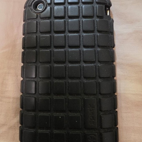 iPhone 3GS 32GB like new with Speck case