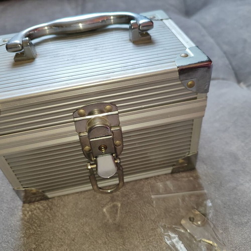 Mini aluminum jewelry box with mirror and key