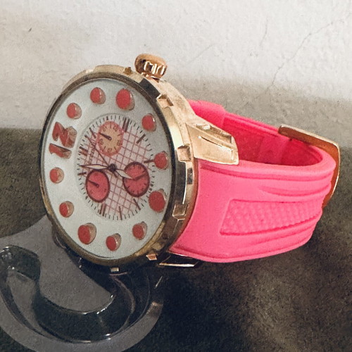 Ferendi women's watch like new, pink