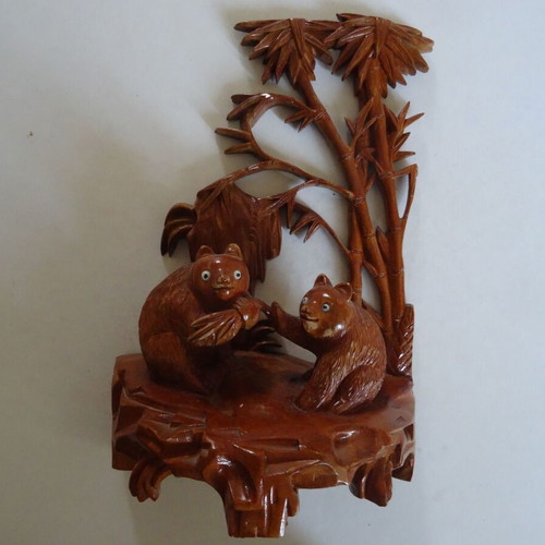 Wood carving with possums like new, Australian made