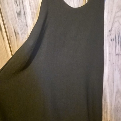Black dress new, size M/L, lightweight and breathable