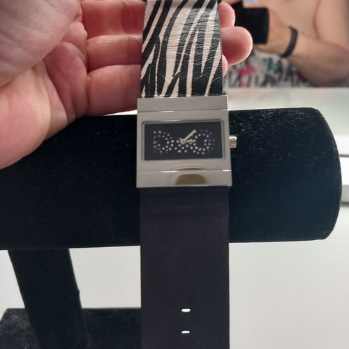 Dolce & Gabbana women's double-sided wristwatch like new, black and silver