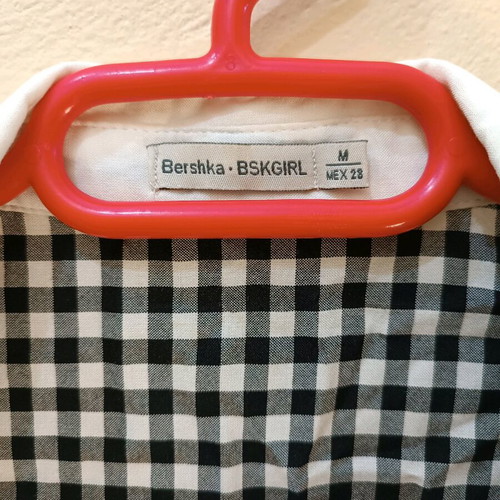 Bershka Sleeveless Gingham Shirt Like New, Cropped Style Medium