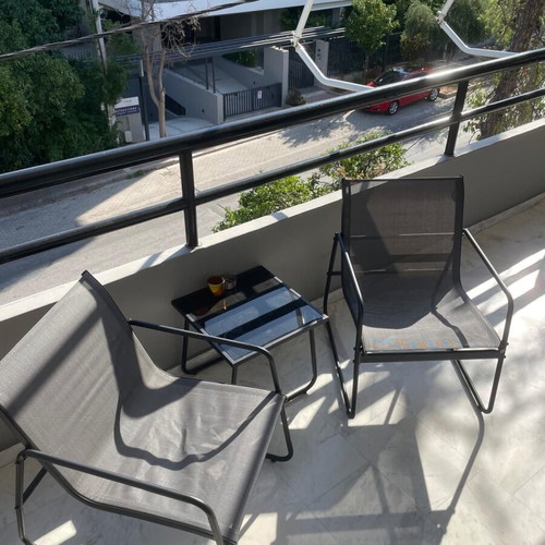 Balcony set like new with 2 armchairs and glass table