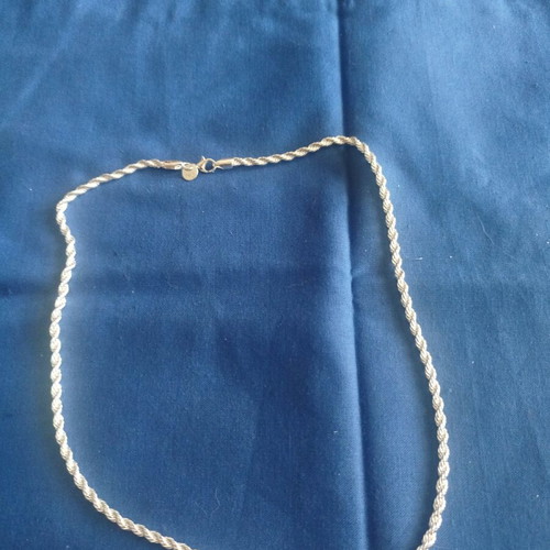 Noir silver women's necklace chain like new