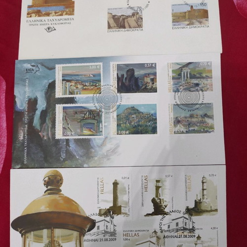 Collectible first issue stamps lighthouses, castles and monuments