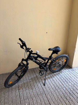 Rockrider Decathlon 20" children's mountain bike like new, V-Brakes