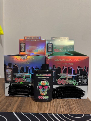 Bangking Twins Vape 50000 вдишвания с екран и 2 вкуса