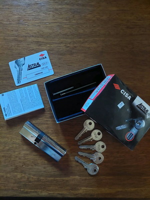 CISA Astral lock cylinder with 5 keys new