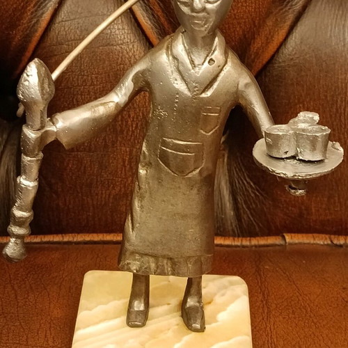 Metal sculpture from the Middle East like new, 19th century antique