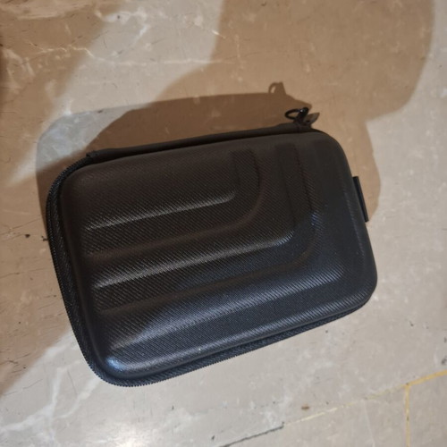 WD Elements 2TB external hard drive like new with case