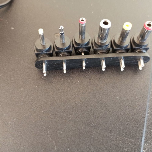 Adapter like new, genuine and practical
