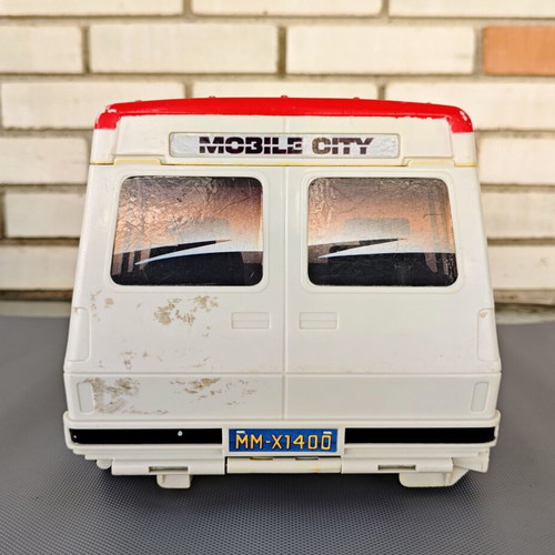 Vintage Micro Machines Mobile City Van Playset Galoob 1991