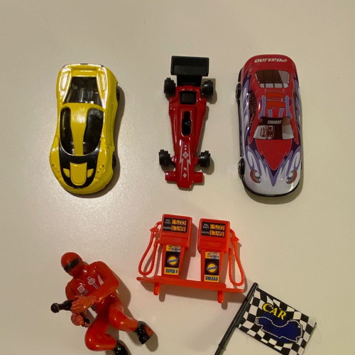 Metal toy cars used, pack of 5 pieces