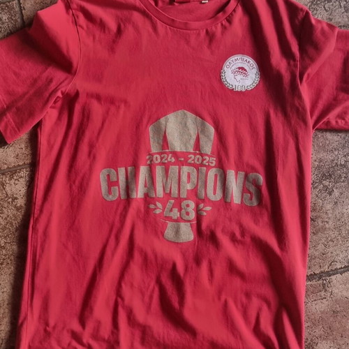 Authentic collectible 48 championships t-shirt like new