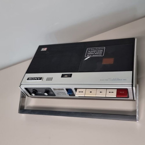 Sony voice recorder used, good condition