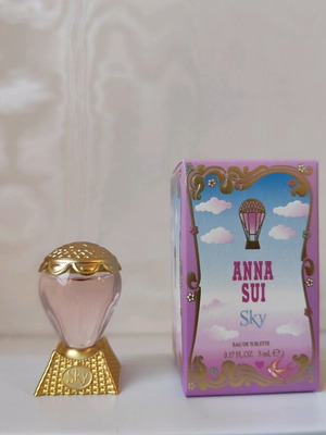 Perfume Miniature "Sky" by Anna Sui