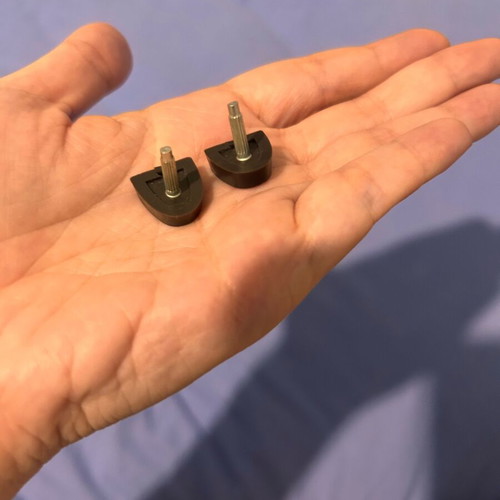 Heel pads for pumps screw-in new, plastic bottom