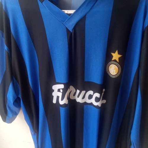 Inter Jersey used, size L with a loose thread