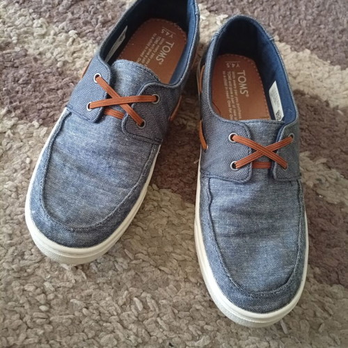 Toms Curver Boys' Shoes Size 36.5 Like New Blue Moccasins