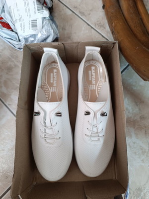 Captan summer shoes size 40 white new