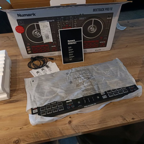 Numark Mixtrack Pro FX DJ Controller 2-channel new