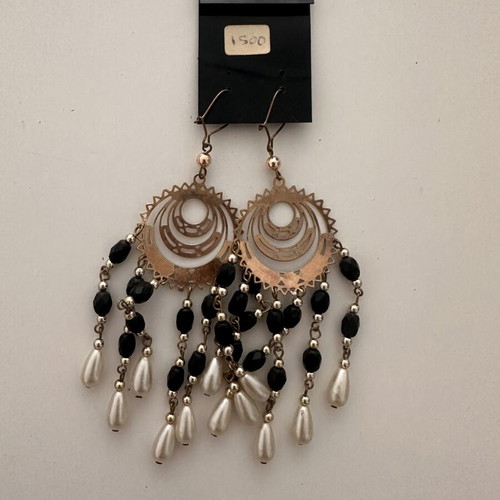 Boho hanging earrings used, black and gold tone