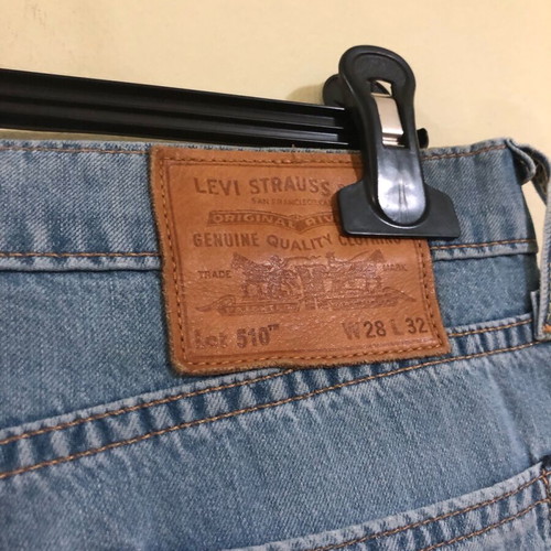 Levi’s unisex jeans W28/L32 like new
