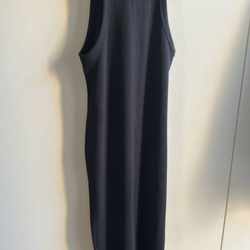 Zara fitted ribbed black dress L like new, very elastic