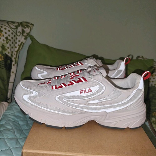 Fila Actix sneakers size 44 new, white and red