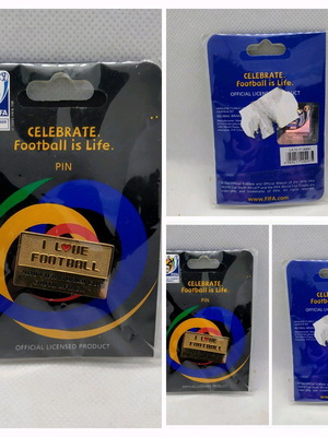 Колекционерска значка FIFA World Cup South Africa 2010 нова, автентичен продукт