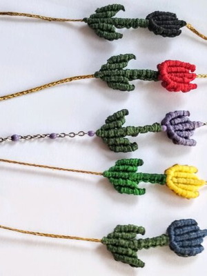 Macrame tulip bracelet new handmade with adjustable size