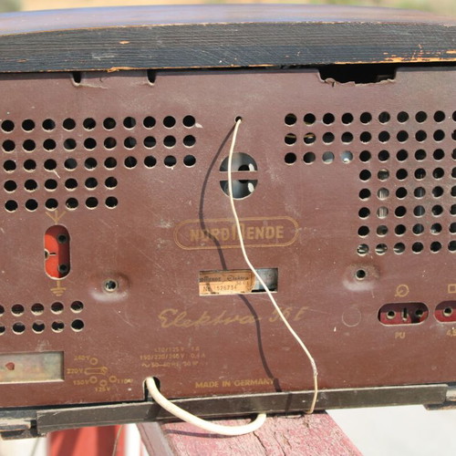Family radio used, vintage 1959 collectible
